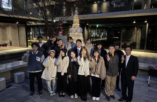 「松山Unityツリー(ペットボトルツリー)」点灯式を開催
